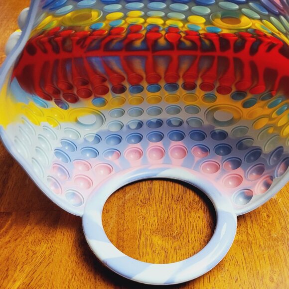 “Fidget” Rainbow Tote/Hanebag ~ NWOT - Picture 3 of 3